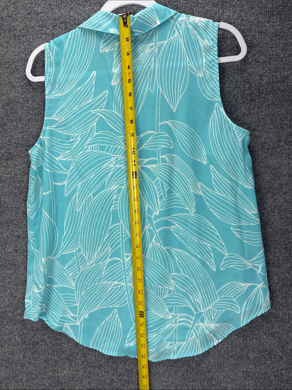Liz Claiborne Turquoise Sleeveless Button-Up  Blouse - White Leaf Print Medium - Picture 7 of 9